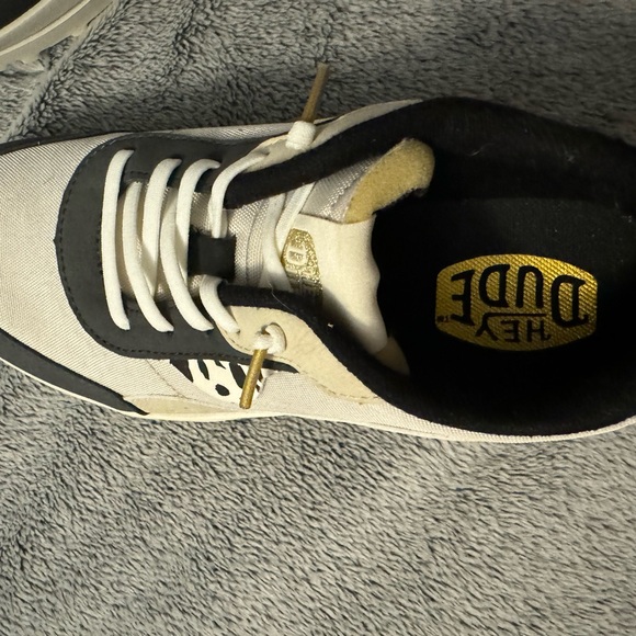 Hey Dude Hayden’s - Picture 2 of 3